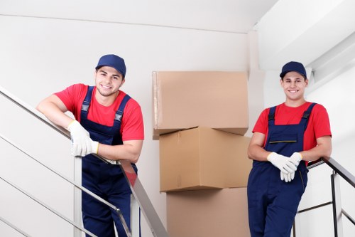 Local home move planning in Merton with packing and transport support